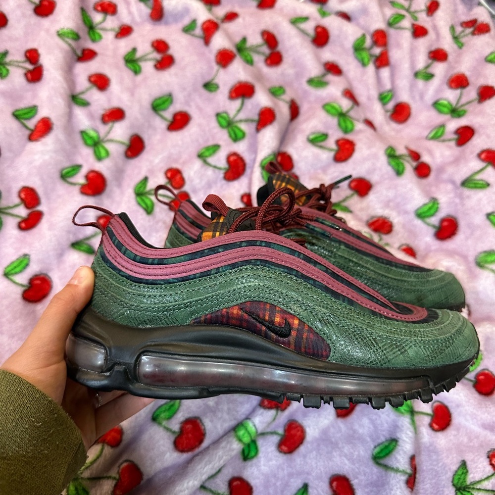 Nike Airmax men’s size 5